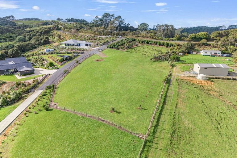 Photo of property in 401 Peach Hill Road, Ramarama, Drury, 2579