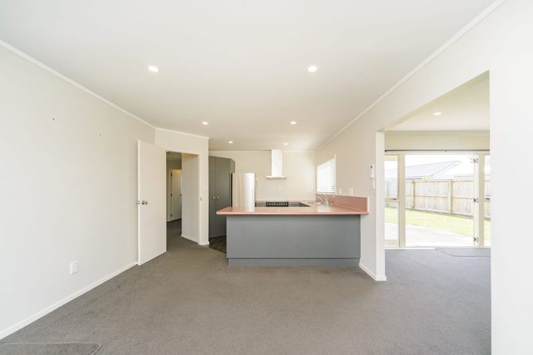 Photo of property in 106 Roberts Line, Kelvin Grove, Palmerston North, 4414