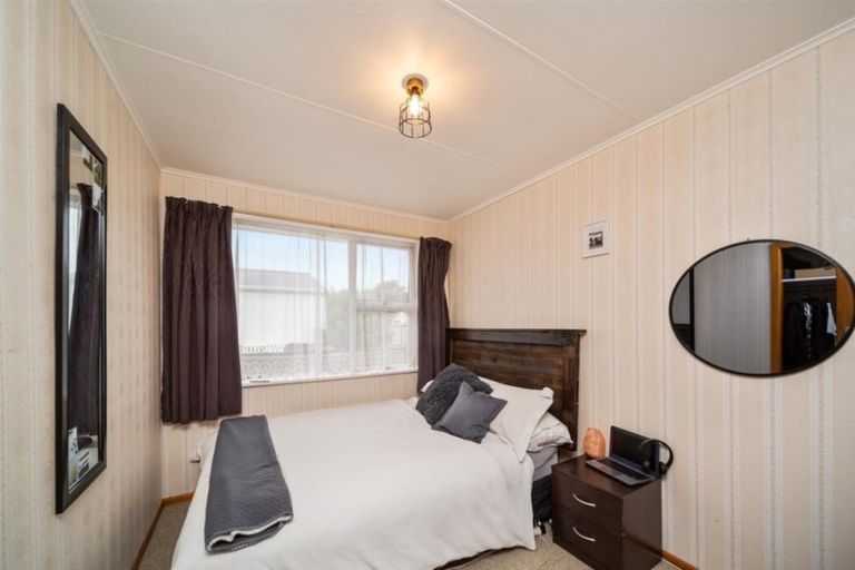 Photo of property in 20 Surrey Street, Linwood, Christchurch, 8062