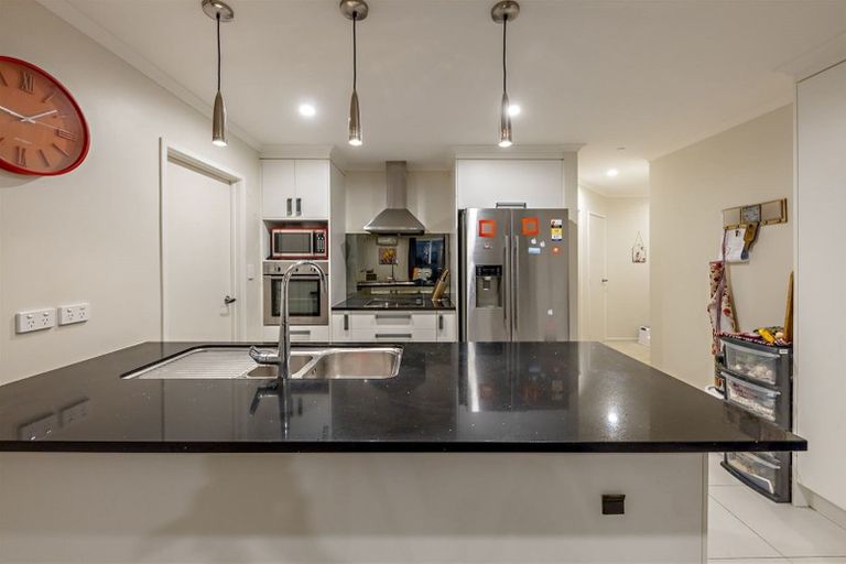 Photo of property in 15 Hillpark Drive, Pokeno, 2402