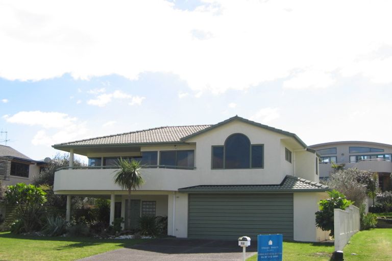 Photo of property in 22 Rangitukehu Street, Ohope, 3121