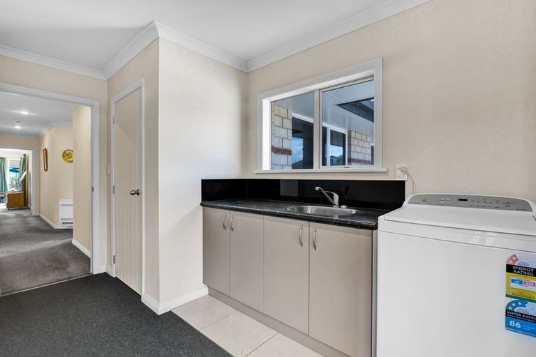 Photo of property in 24a Manawapou Road, Hawera, 4610