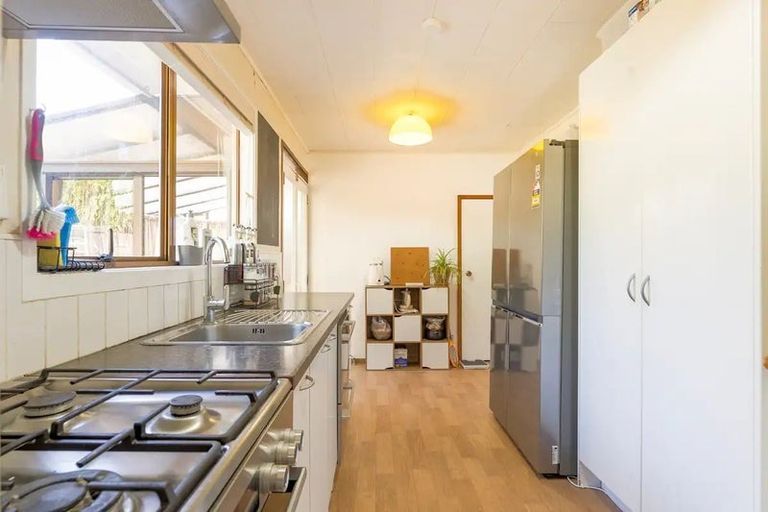 Photo of property in 53 Spinella Drive, Bayview, Auckland, 0629