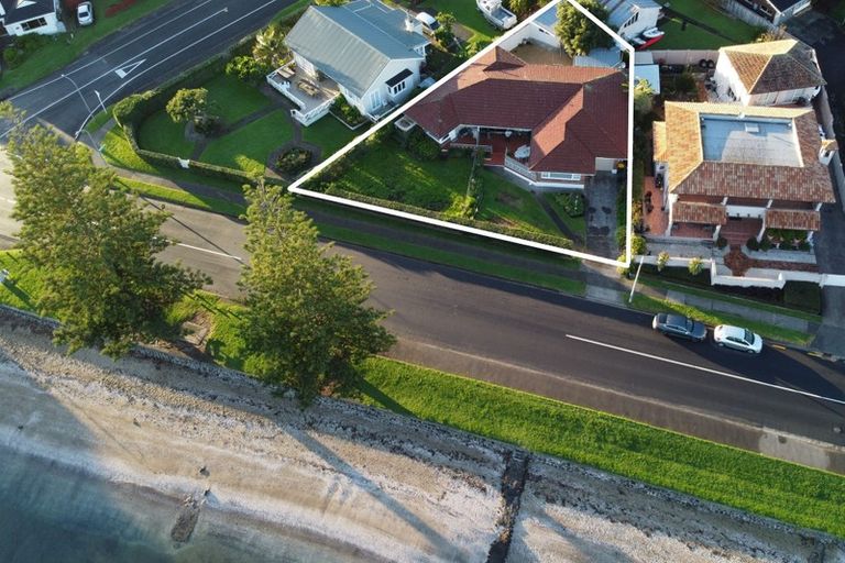 Photo of property in 1 The Parade, Bucklands Beach, Auckland, 2012