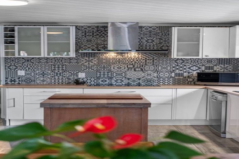 Photo of property in 175 Cameron Road, Te Puke, 3119