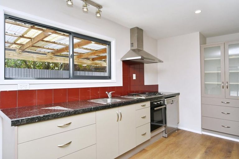 Photo of property in 5 Hegan Place, Rangiora, 7400