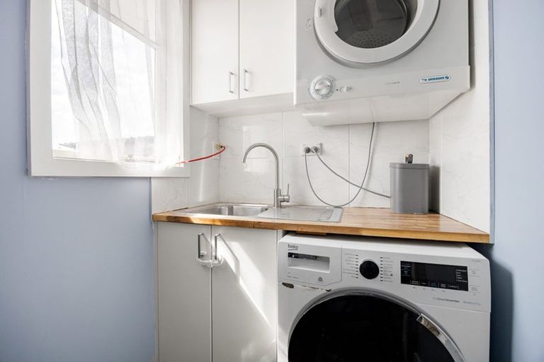 Photo of property in 17 Glenview Terrace, Glenview, Hamilton, 3206