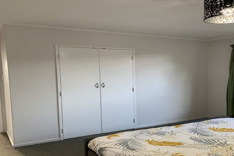 Photo of property in 50b Hartford Crescent, Totara Park, Upper Hutt, 5018