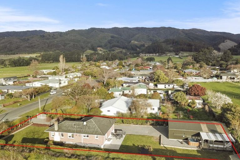 Photo of property in 6 Maclaren Street, Maymorn, Upper Hutt, 5018