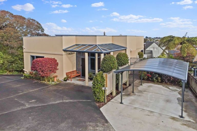 Photo of property in 18 Titter Place, Springvale, Whanganui, 4501