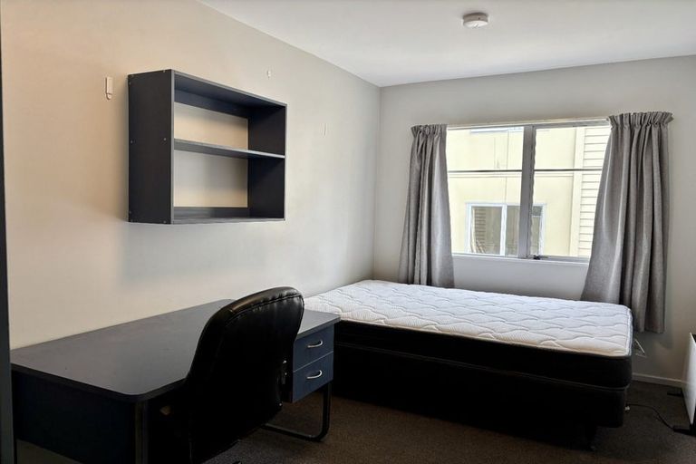 Photo of property in Basin Reserve Complex, 67/4 Sussex Street, Mount Cook, Wellington, 6021