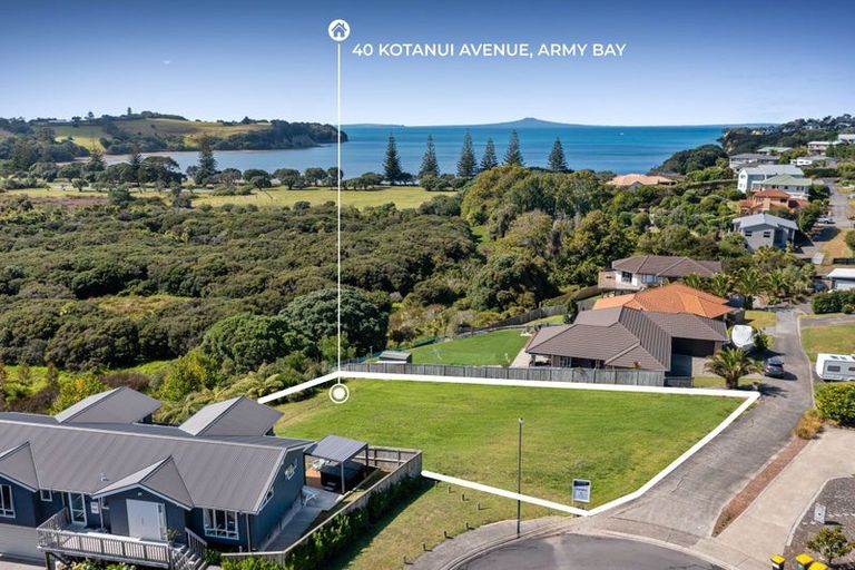 Photo of property in 40 Kotanui Avenue, Army Bay, Whangaparaoa, 0930