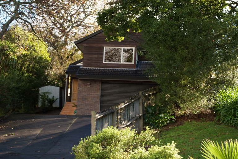 Photo of property in 23 Masefield Street, Cockle Bay, Auckland, 2014