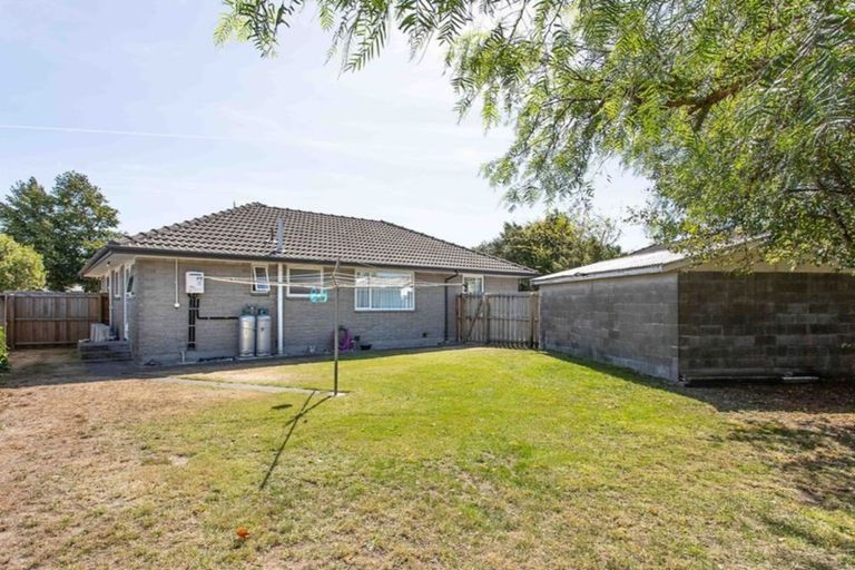 Photo of property in 12 Kuaka Crescent, Bromley, Christchurch, 8062