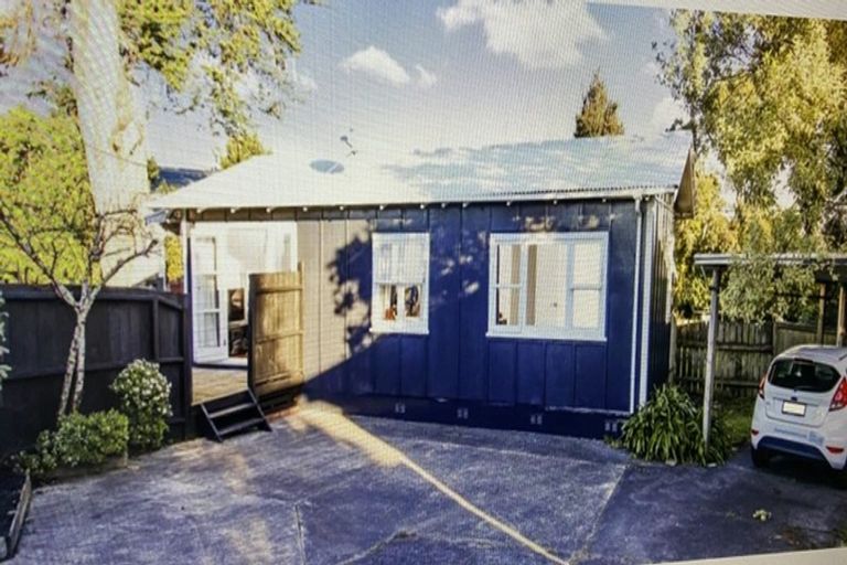 Photo of property in 377a Triangle Road, Henderson, Auckland, 0610