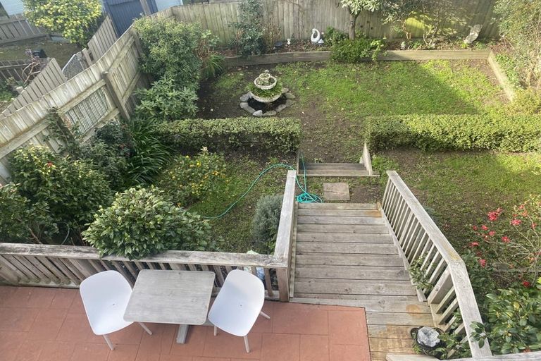 Photo of property in 8 Burwah Street, Berhampore, Wellington, 6023