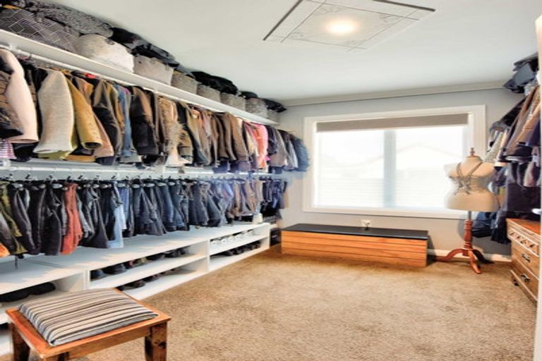 Photo of property in 101 Seaward Road, Edendale, 9825