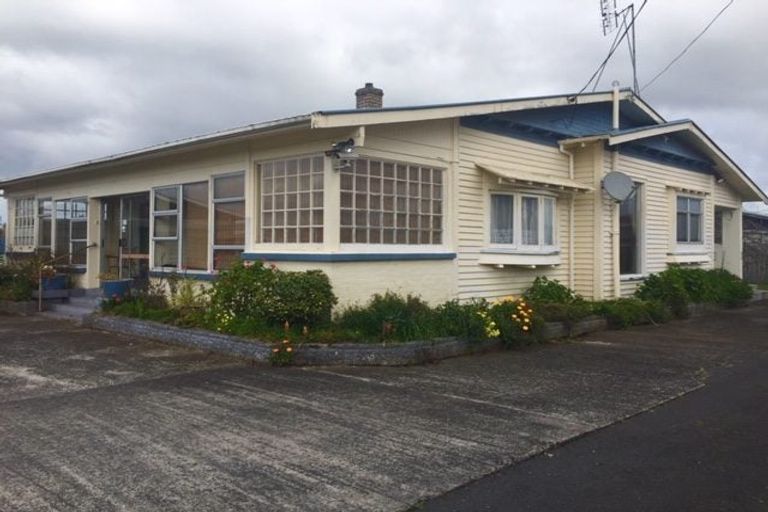 Photo of property in 38 Waikato Esplanade, Ngaruawahia, 3720