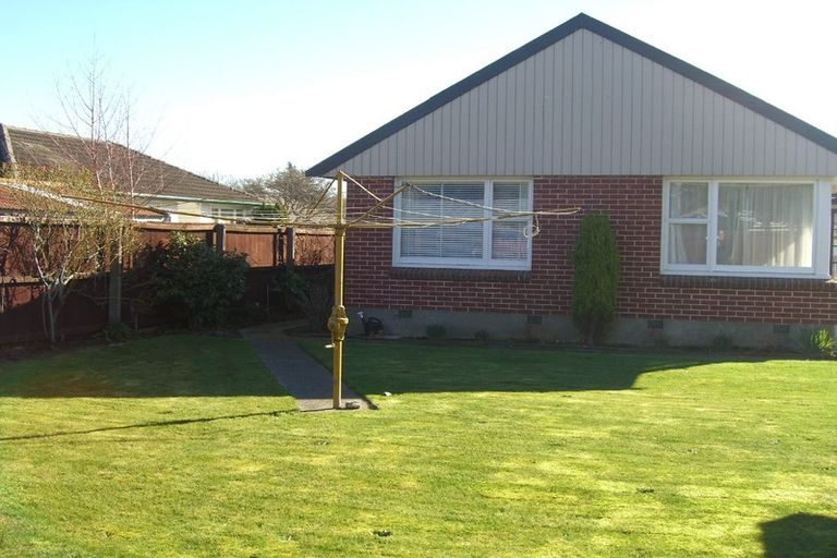 Photo of property in 8 Damien Place, Bromley, Christchurch, 8062