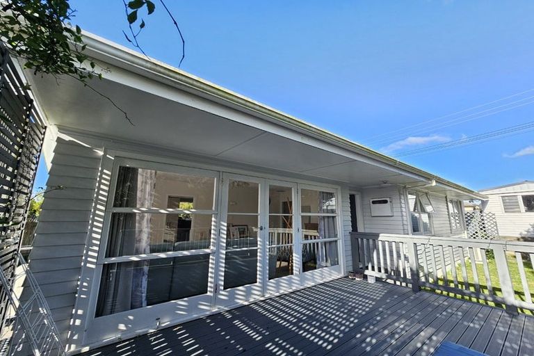 Photo of property in 96 Bracken Road, Paparangi, Wellington, 6037