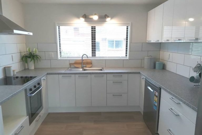 Photo of property in 8a Shearman Grove, Tauranga South, Tauranga, 3112