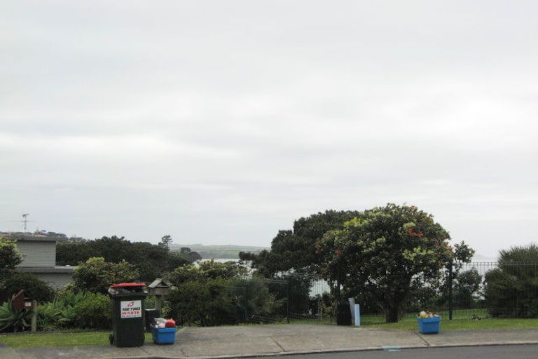 Photo of property in 15 Spinnaker Point, Manly, Whangaparaoa, 0930