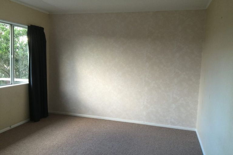 Photo of property in 1/1 Wye Street, Island Bay, Wellington, 6023