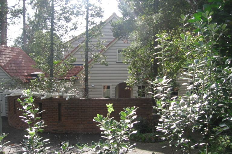 Photo of property in 64 Park Road, Titirangi, Auckland, 0604