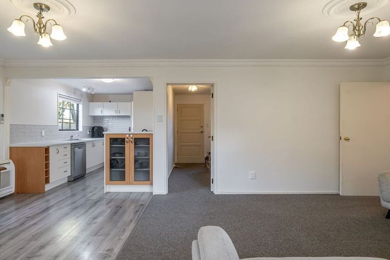 Photo of property in 68 Pencarrow Street, Highbury, Palmerston North, 4412