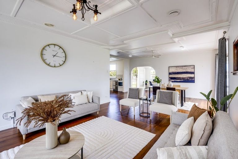 Photo of property in 3 Saint Andrews Road, Havelock North, 4130