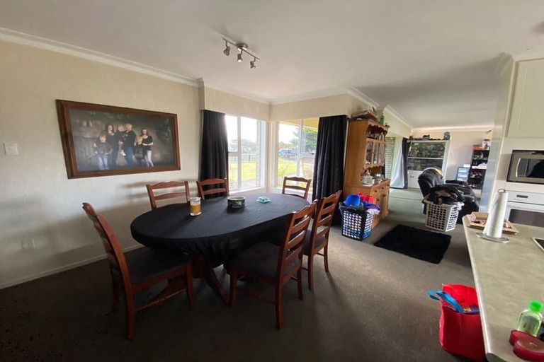 Photo of property in 24 High Street South, Eltham, 4322