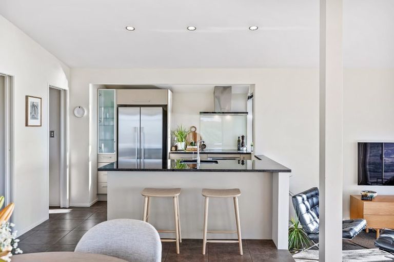 Photo of property in 42 Waitea Road, Muriwai, Waimauku, 0881