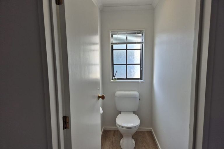 Photo of property in 2a Spriggs Crescent, Greenmeadows, Napier, 4112