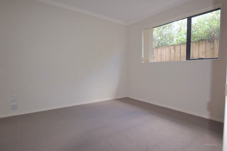 Photo of property in 16b Airdrie Road, Ranui, Auckland, 0612