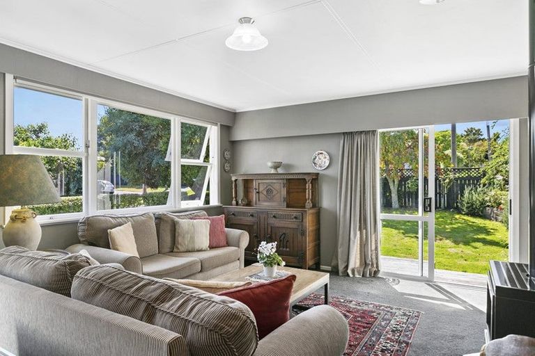 Photo of property in 2/79 Taupo View Road, Taupo, 3330