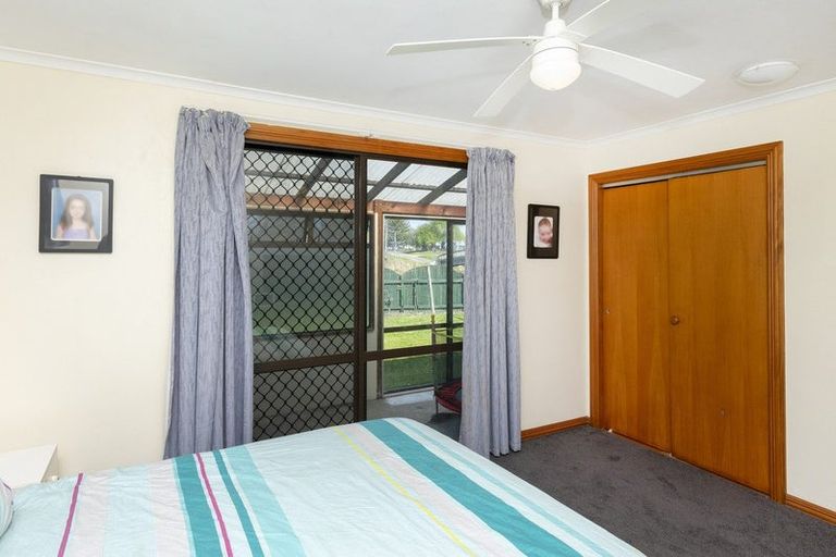 Photo of property in 16 Campion Road, Riverdale, Gisborne, 4010