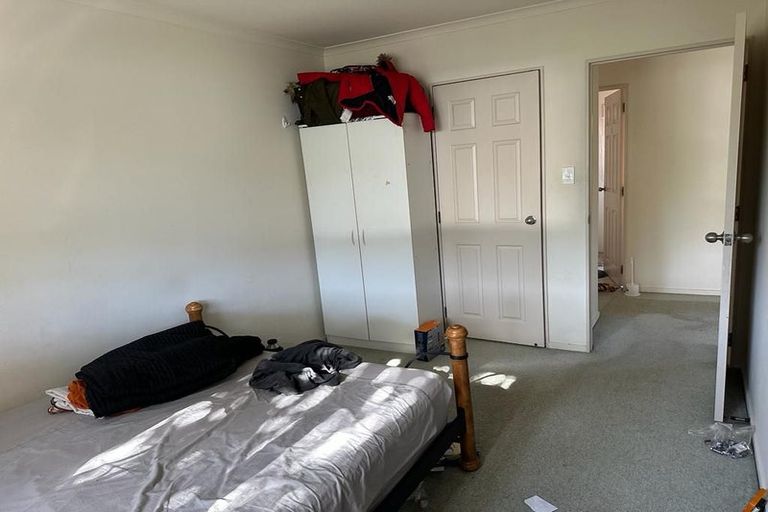 Photo of property in 14a Mexted Terrace, Tawa, Wellington, 5028