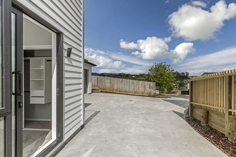 Photo of property in 15 Bela Vista Boulevard, Swanson, Auckland, 0614
