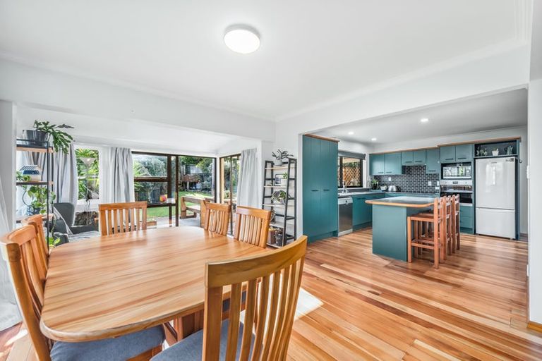 Photo of property in 19 Fincham Road, Raumati Beach, Paraparaumu, 5032