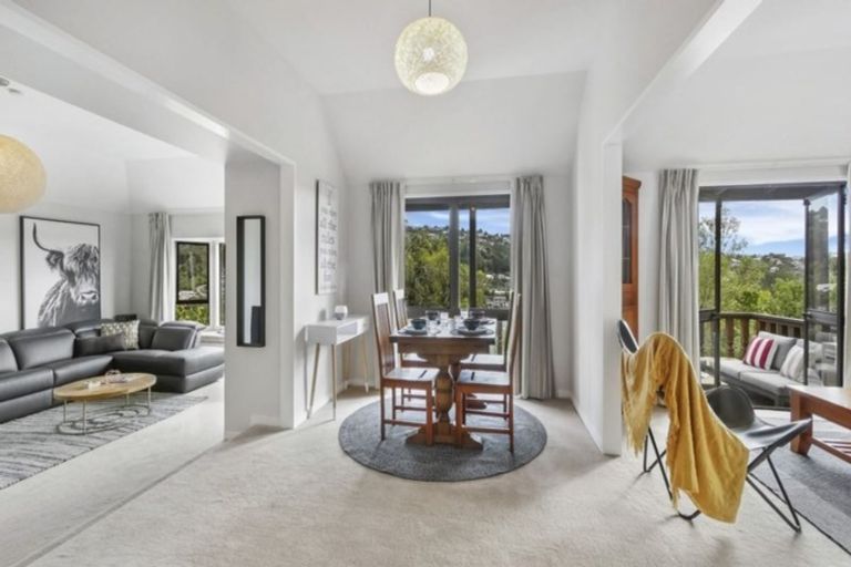 Photo of property in 22 Sunvale Terrace, Cashmere, Christchurch, 8022