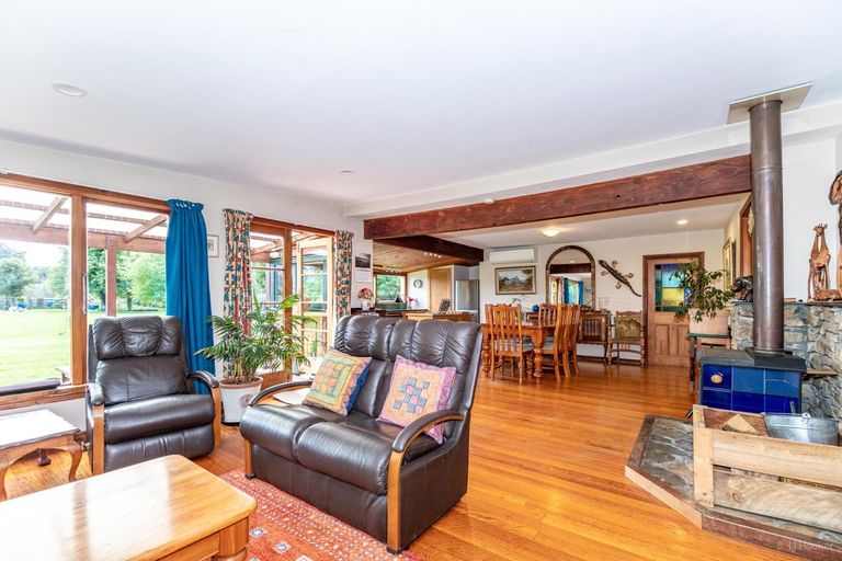 Photo of property in 33 Burdon Road, Woodbury, Geraldine, 7991