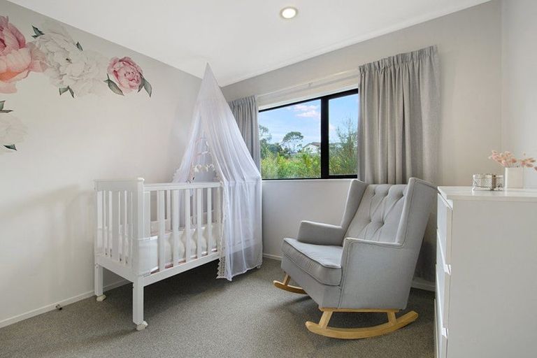Photo of property in 149 Tiriwa Drive, Massey, Auckland, 0614