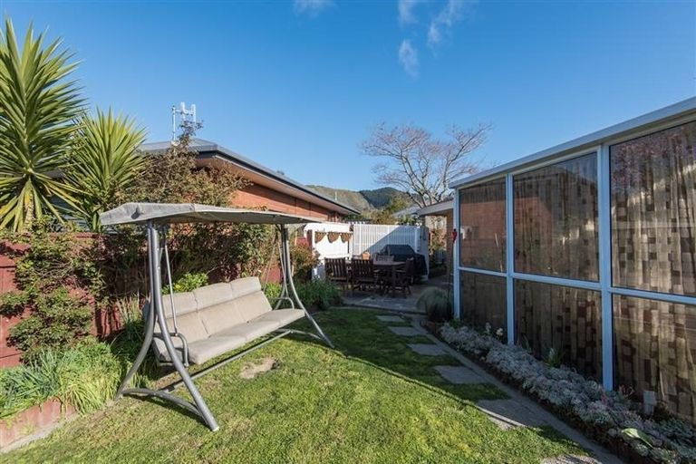 Photo of property in 2 Squire Way, Richmond, 7020