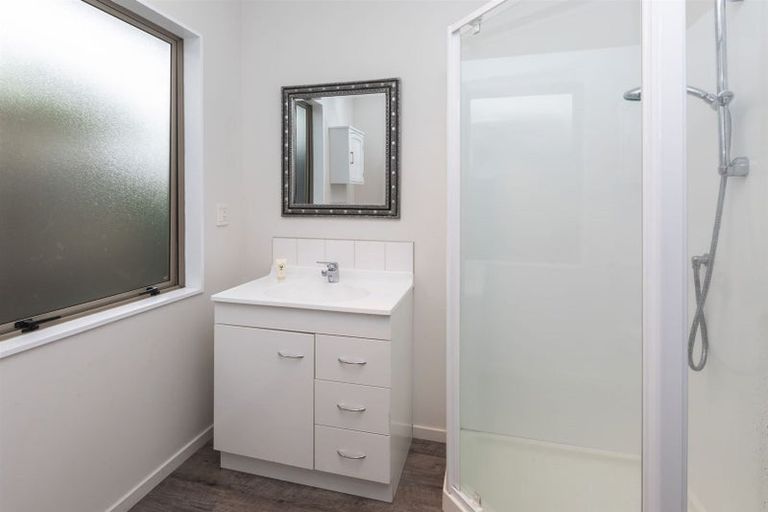 Photo of property in 7 Ashtead Lane, Sockburn, Christchurch, 8042