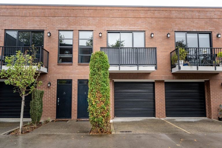 Photo of property in 18 Village Quarter Lane, Frankton, Hamilton, 3204