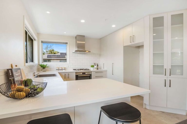 Photo of property in 130a Halswell Junction Road, Halswell, Christchurch, 8025