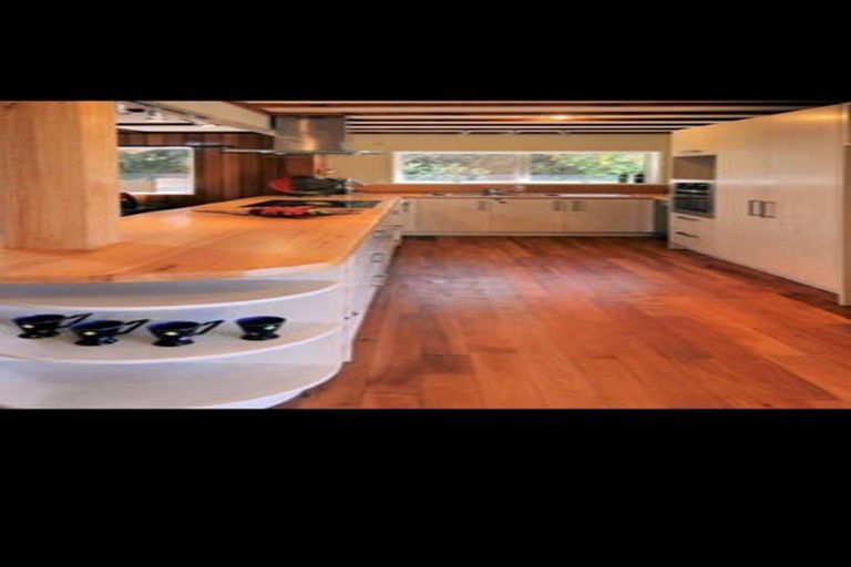 Photo of property in 173a Mokoia Road, Birkenhead, Auckland, 0626