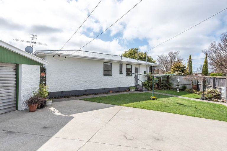 Photo of property in 19 Maple Street, Bishopdale, Christchurch, 8053