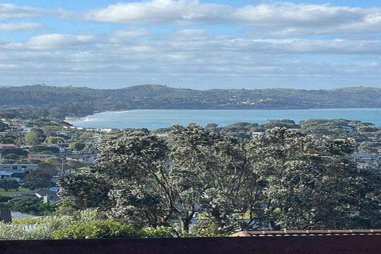 Photo of property in 9 Durness Place, Red Beach, 0932