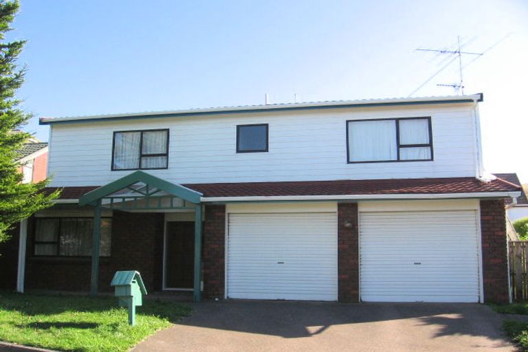 Photo of property in 2 Duggan Place, Johnsonville, Wellington, 6037